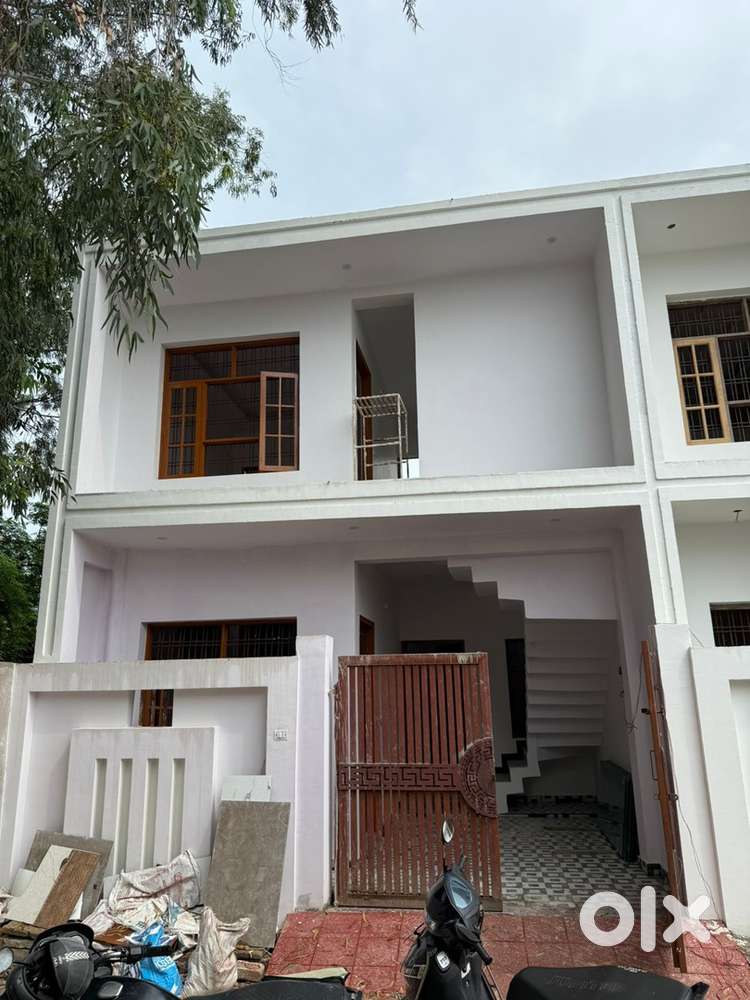 Faizabad Road Tiwariganj near Mercedes showroom