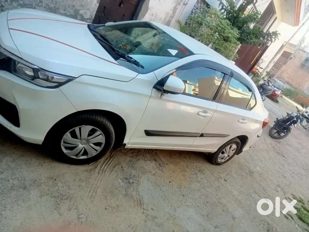 Honda amze