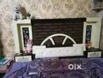 Want to sell double bed at Rs 15000