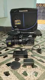 Panasonic hc - pv100