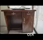 Computer table