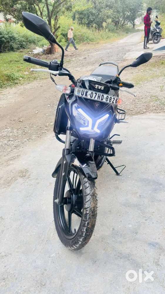 Tvs raider 125 clour (black ) 3 months old