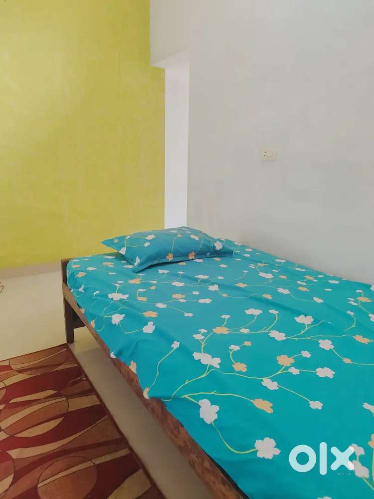 Best Paying guest PG ROOM FOR LADIES