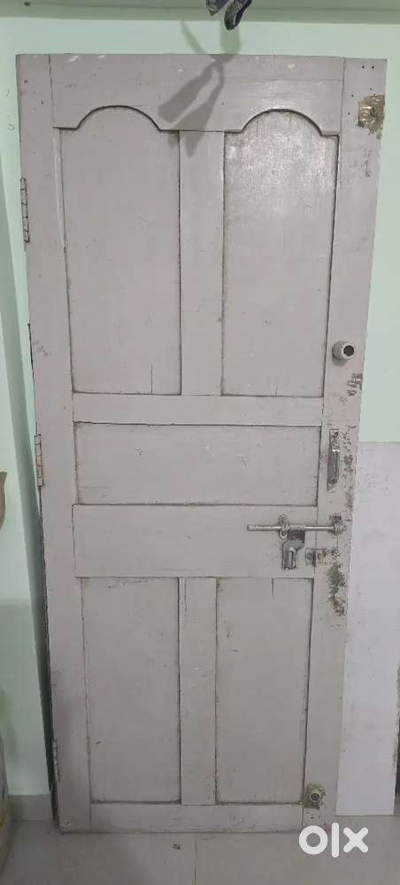 Pure sagwan door