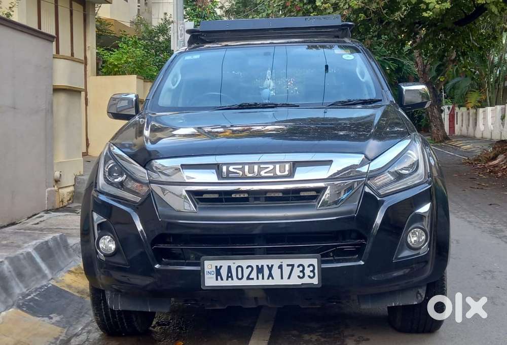 Isuzu V-Cross Z 4x2 AT, 2022, Diesel