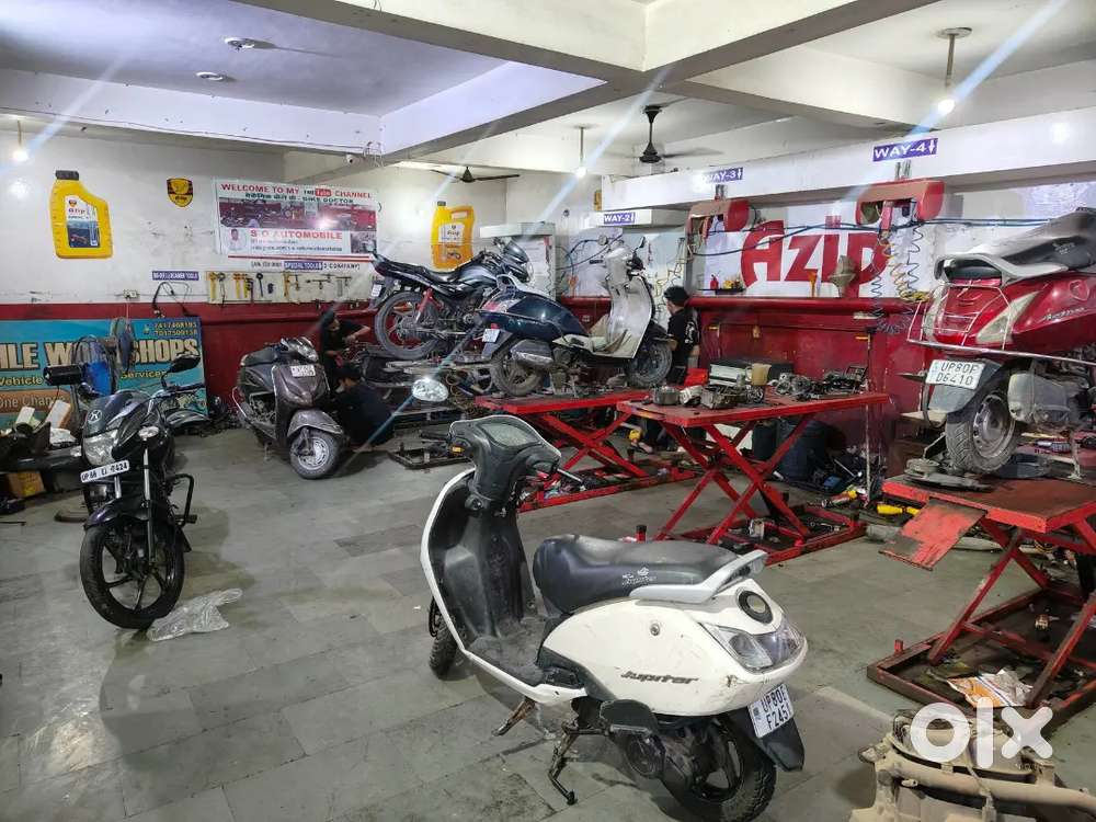 Two wheeler service centre for rent