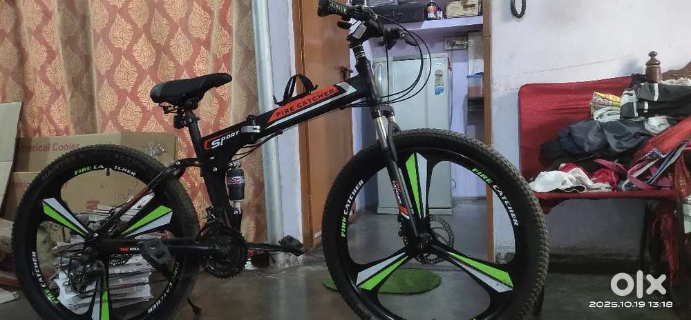 Tire size :- 26 inch , 10 speed gears , foldable cycle with soccer