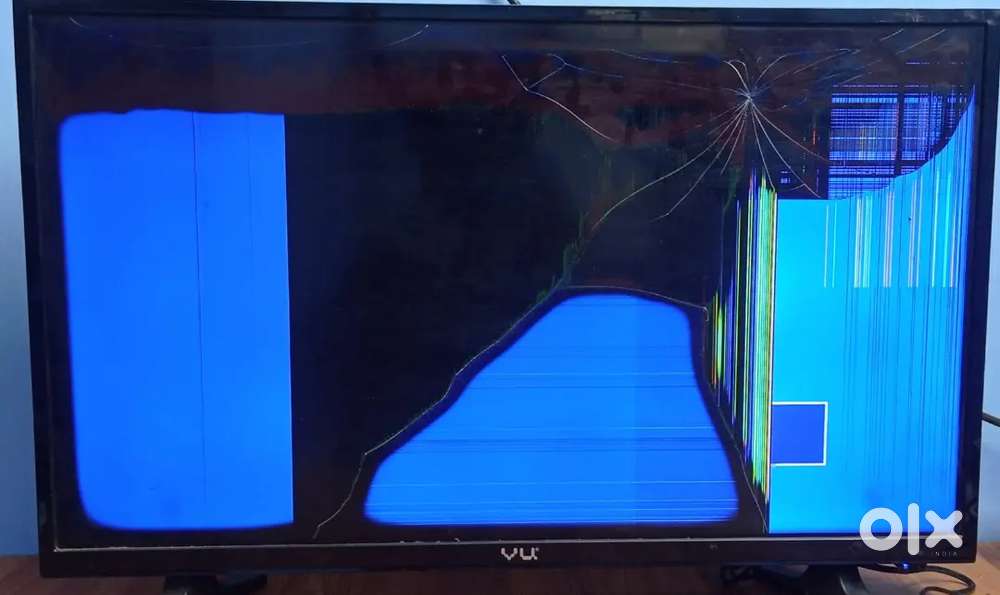 VU TV and Skyworth TV 32 inch