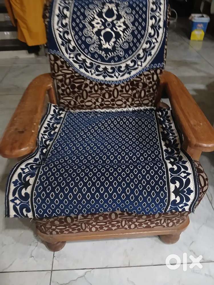Sofa set with 2 chair