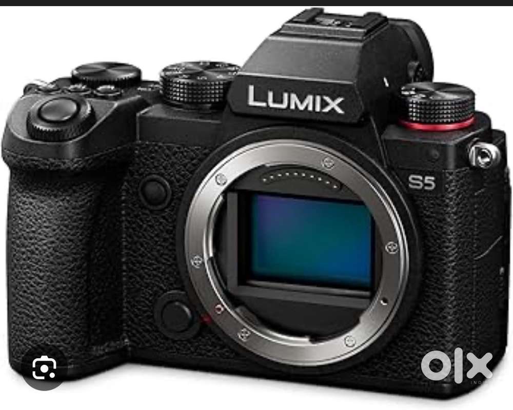 Panasonic Lumax S5 camera mirrorless in good condition
