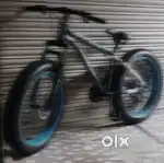 FAT TYRE WITH GEARS AND DISC BRAKES