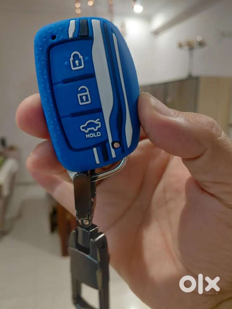 Hyundai Aura 2025 Petrol 1800 Km Driven