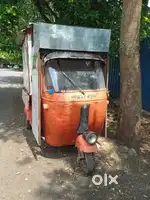 Food auto rikshaw