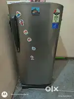 SAMSUNG fridge 182 ltrs