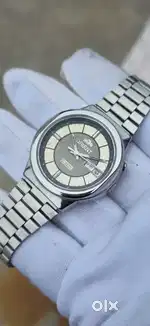 Vintage Orient Crystal Watch