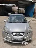 I’m selling my Honda Amaze Diesel 2013 Top Model