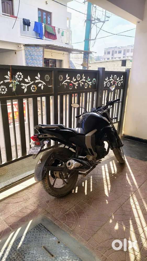 Yamaha Fz version 2.0