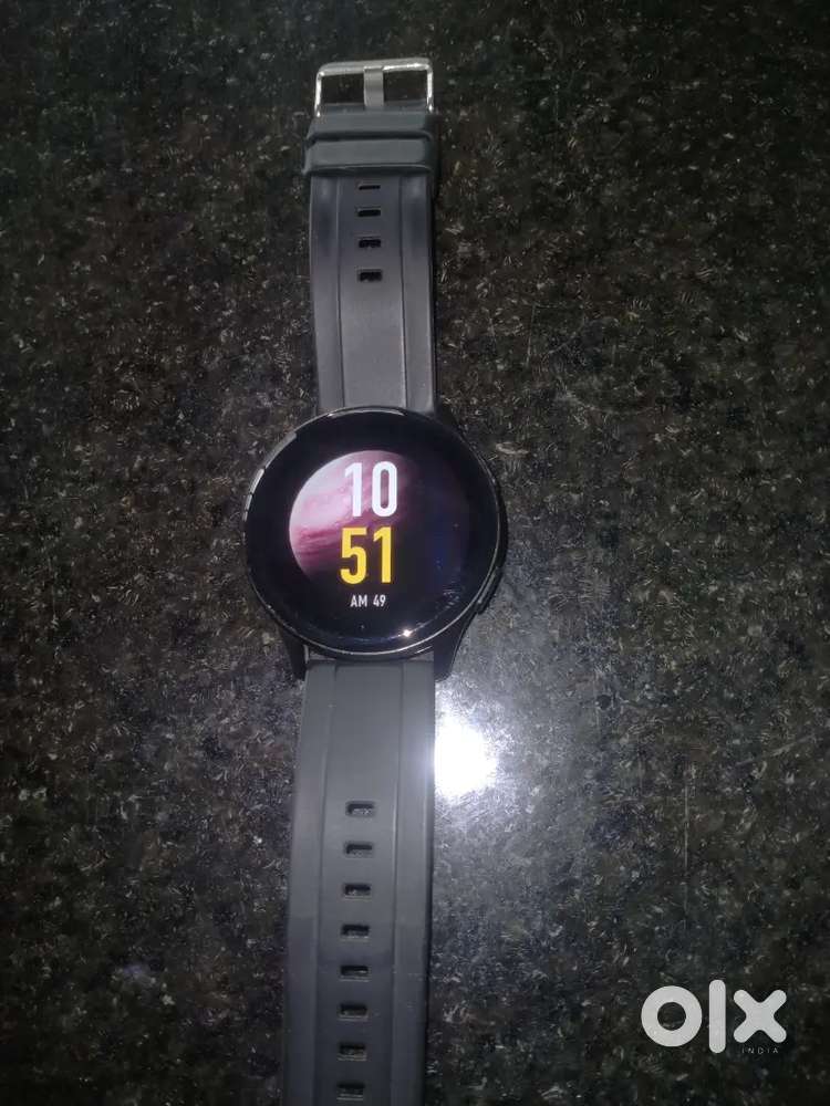 FIREBOLTT INVINCIBLE WATCH