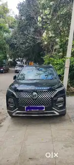 MG Hector Plus 2023 Diesel 16500 Km Driven