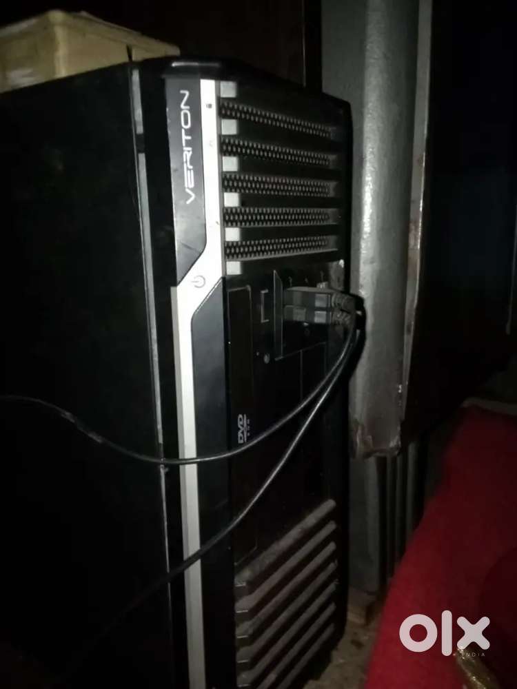 computer table and computer cpu mouse keyboard monitor