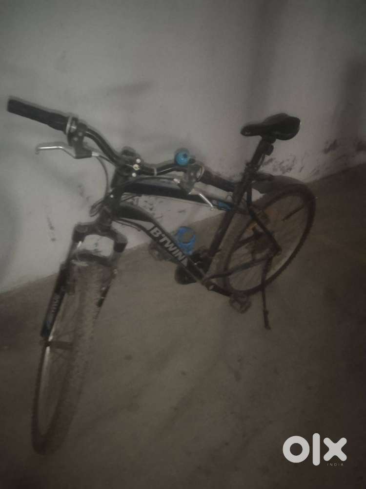 B’TWIN Rockrider 340 – Lightweight, 21-Speed, Great Condition