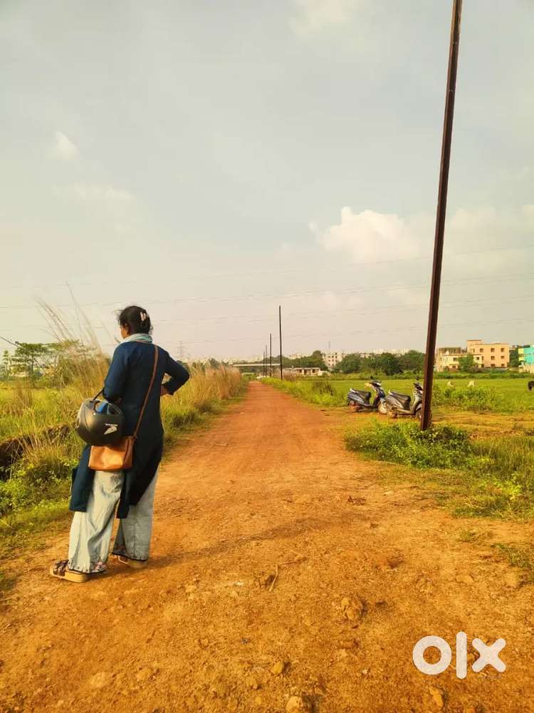 Plotting project near AIIMS hospital