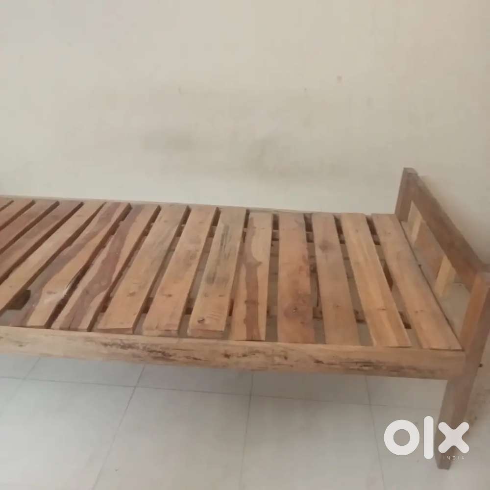 Self cooking PG for girls near City Centre