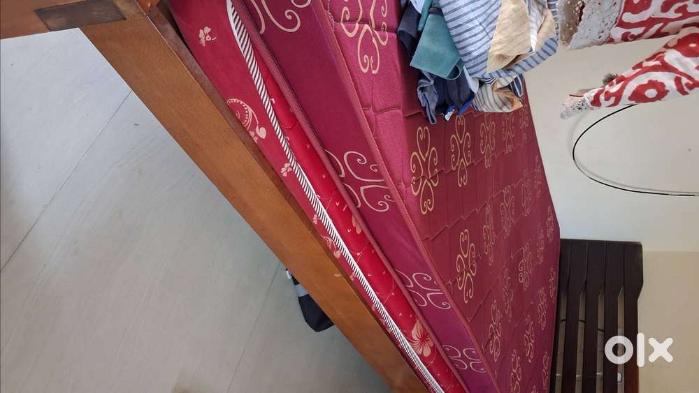 Wooden single cot with 2Matresses