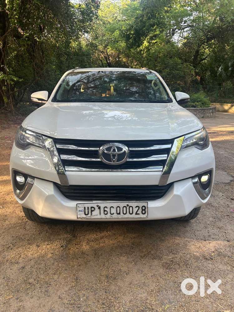 Toyota Fortuner 4X2 AT 2.8 Diesel, 2020, Diesel