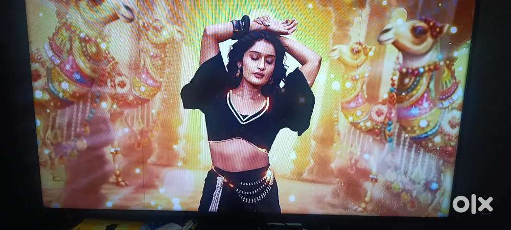 Lloyd 58 inches Led Tv