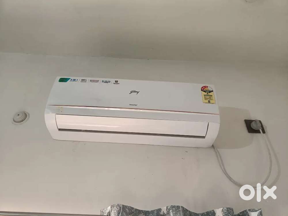 Godrej ac 1.5 Ton 4 months old.