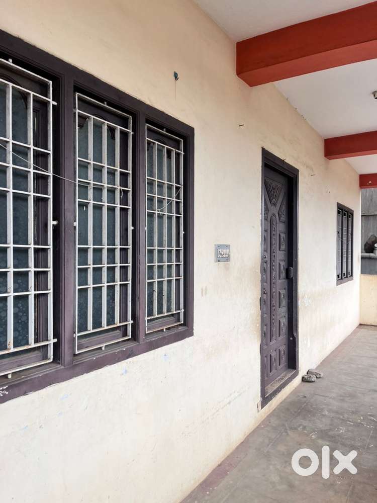 House for rent Can be used as both house and office