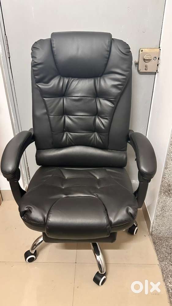 Computer chair