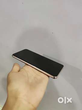 SAMSUNG S21