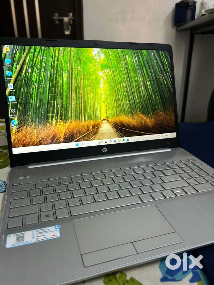 HP i5 Laptop 15’6 inch