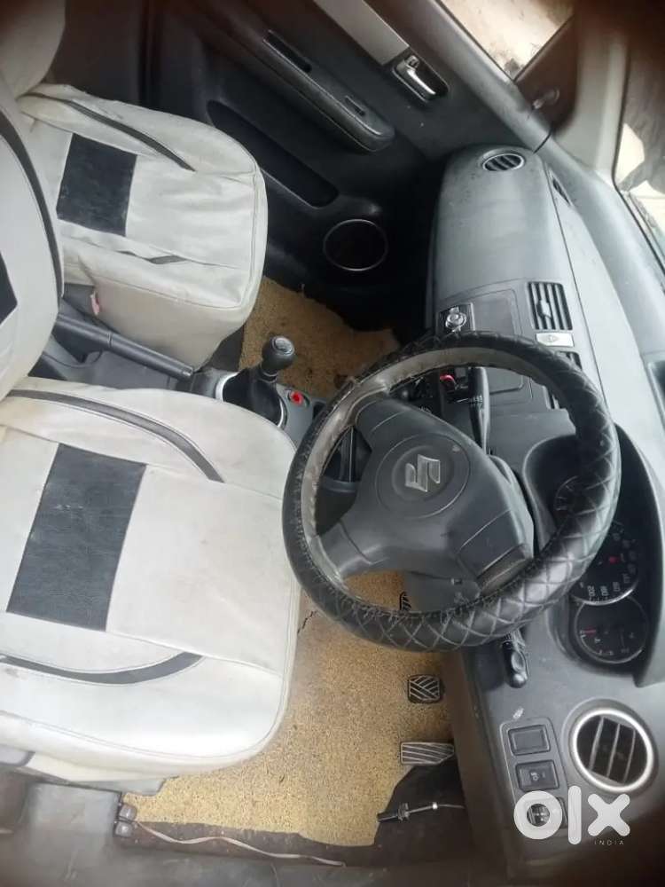 Maruti Suzuki Swift 2010 Petrol 105000 Km Driven