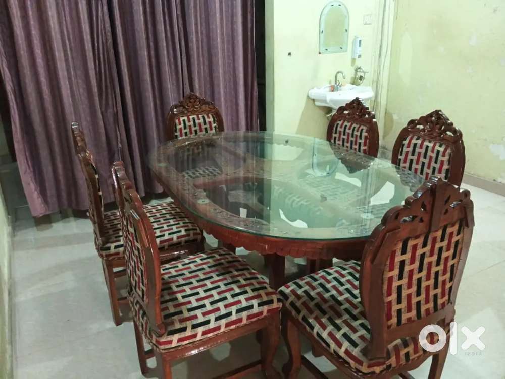 Dinning Table