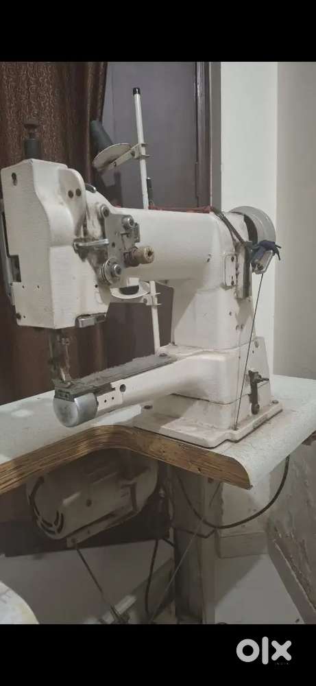 industrial stitching machine