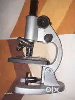 Microscope