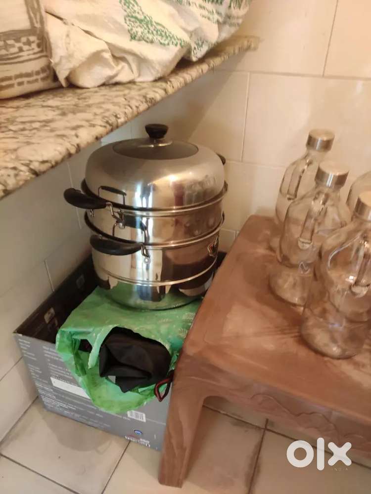 Kitchen crockery