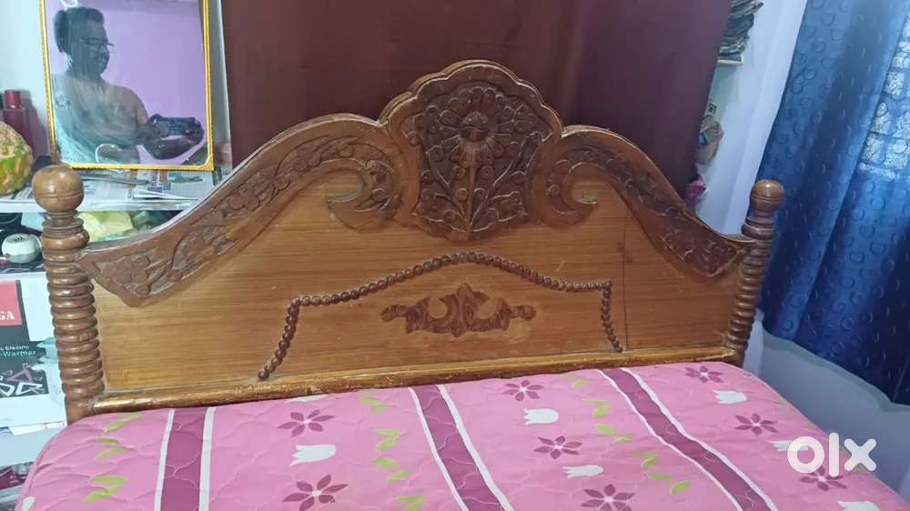 Teak wood cot