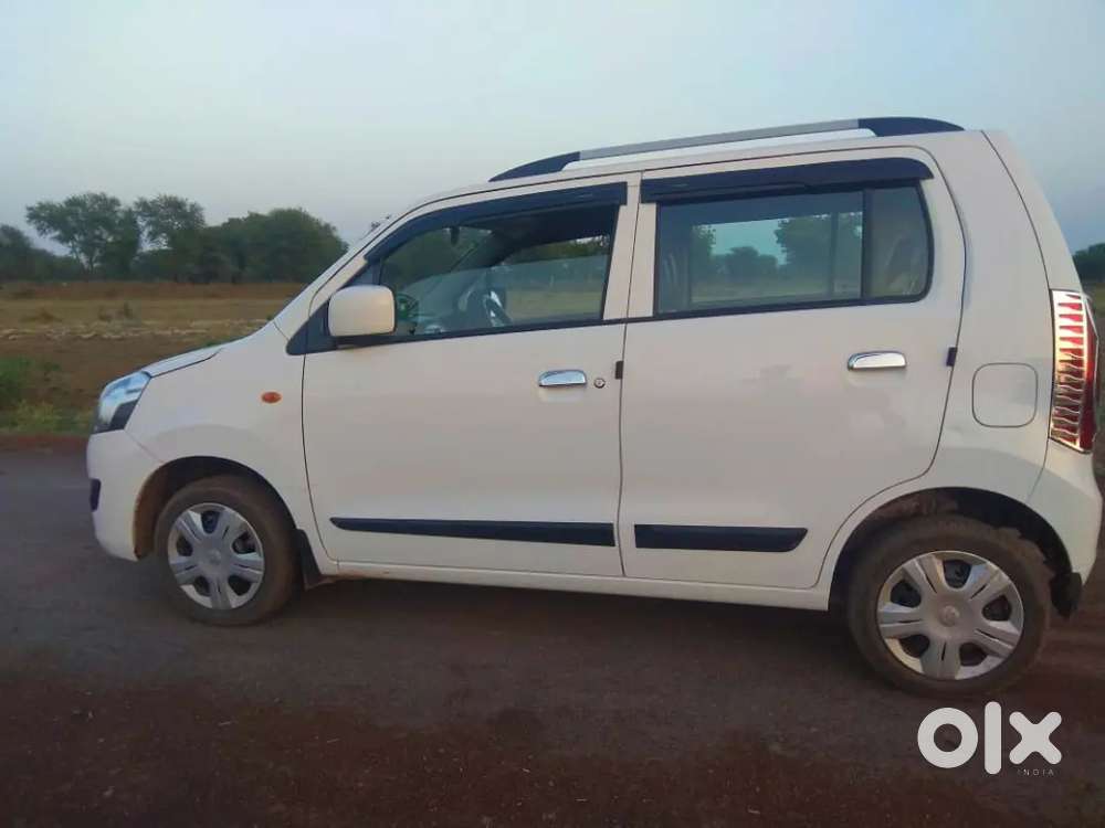 Maruti Suzuki Wagon R 2018 call me 86025 baki 5 number description me