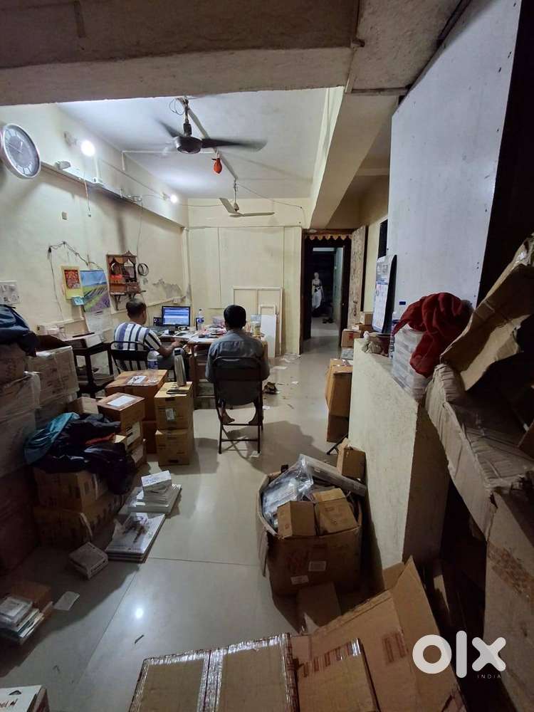 commerial space/2bhk 600 sq ft avialable for rent