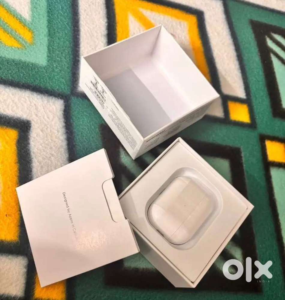 Apple airpods pro 2 with bill box everything hardly used under warrany