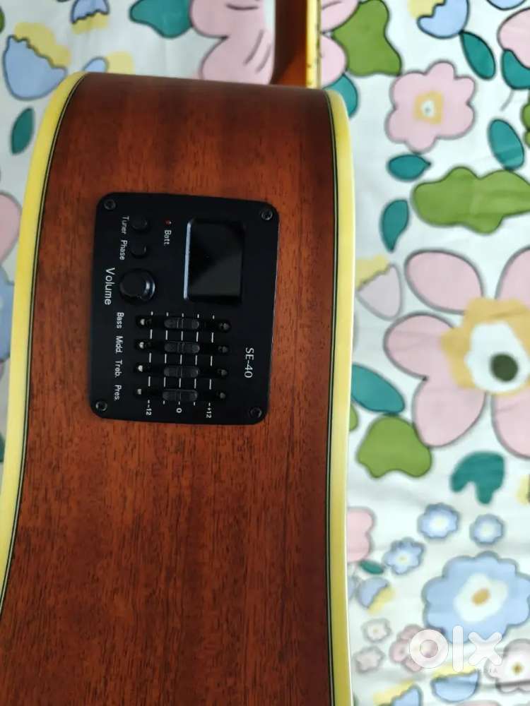 Guitar for sale