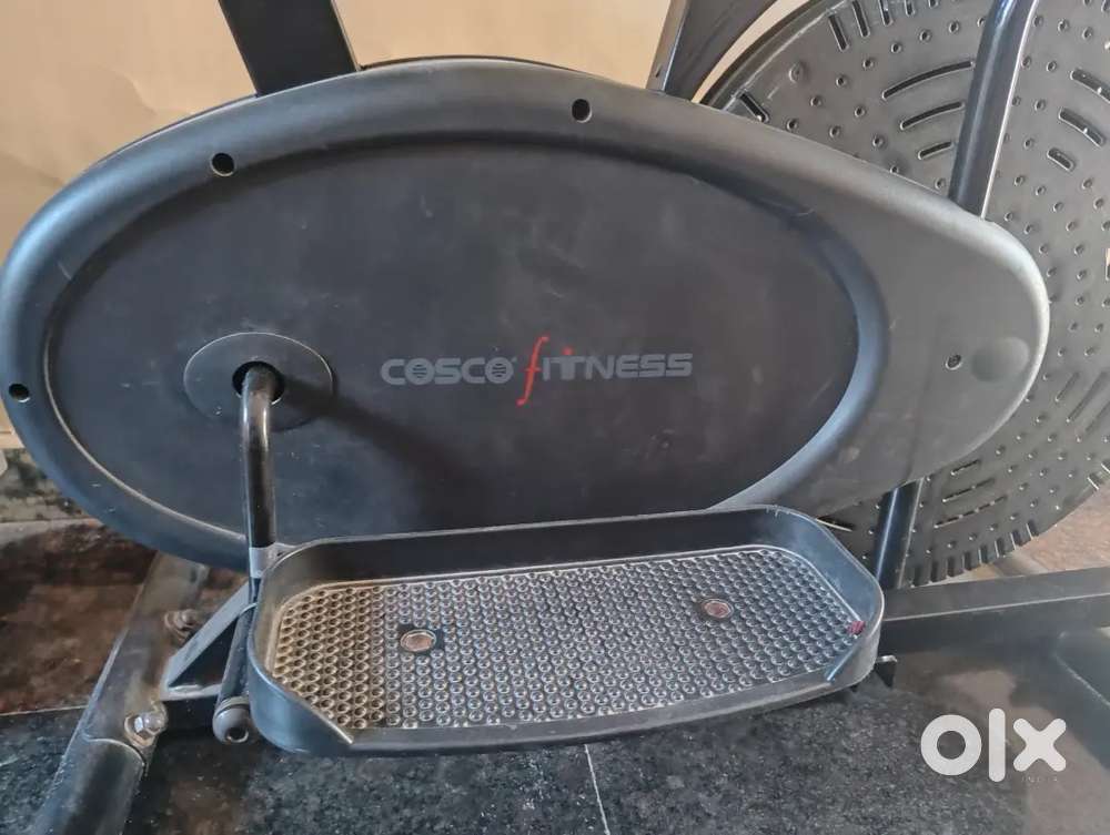 Cosco Fitness elliptical cross trainer
