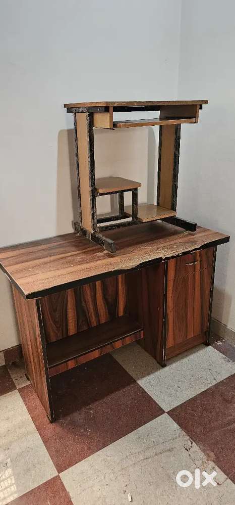 1 Study Table and 1 Computer table