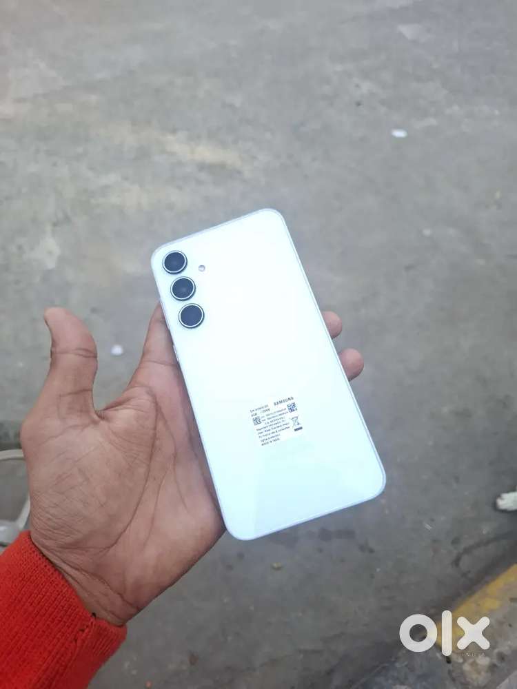 Samsung a35 5g white color bill. box. Charger original