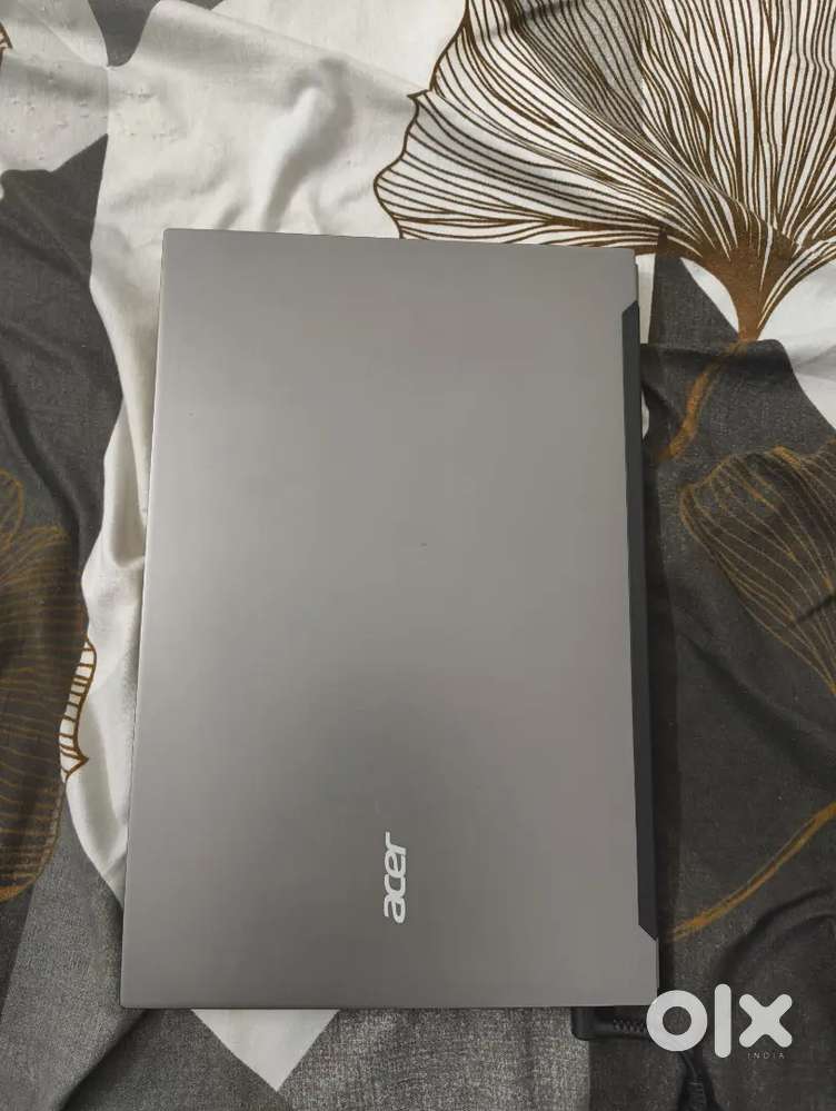 Acer laptop 6 months used