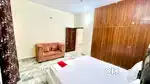 Available 2bhk Fully furnished kothi in Preet colony zirakpur